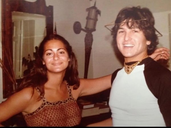 People Share Their Cool Photos From The Past (27 pics)