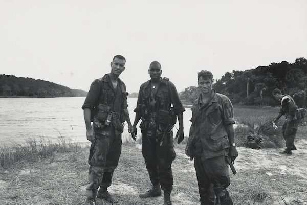 People Share Their Cool Photos From The Past (27 pics)