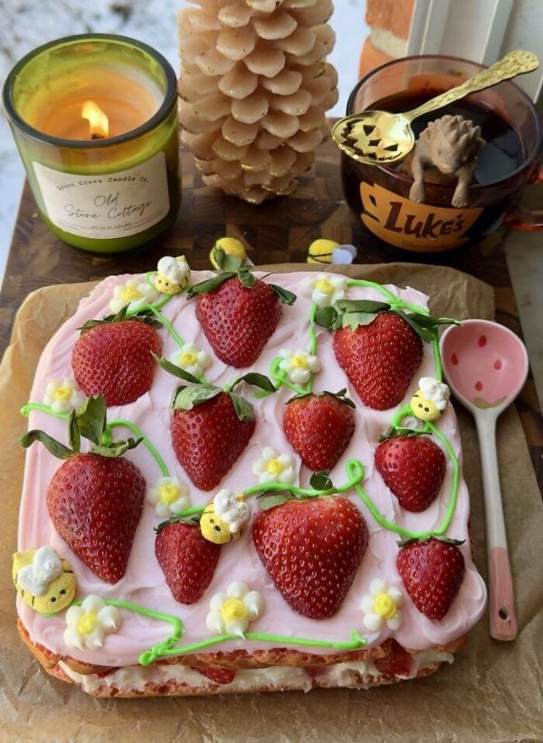 Weird Cakes (30 pics)