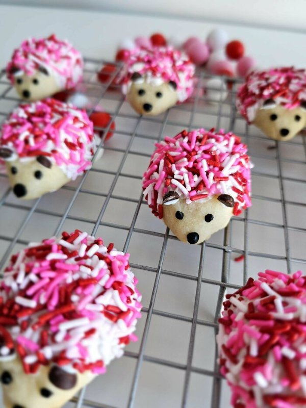 Weird Cakes (30 pics)
