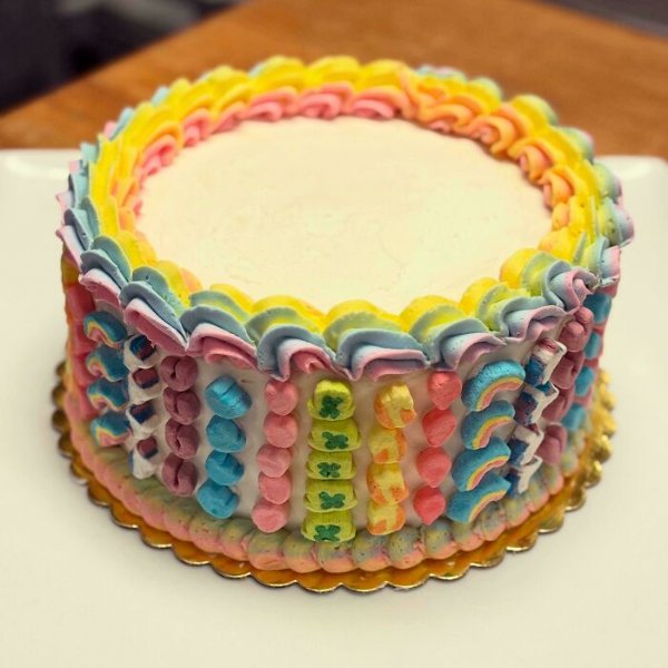 Weird Cakes (30 pics)