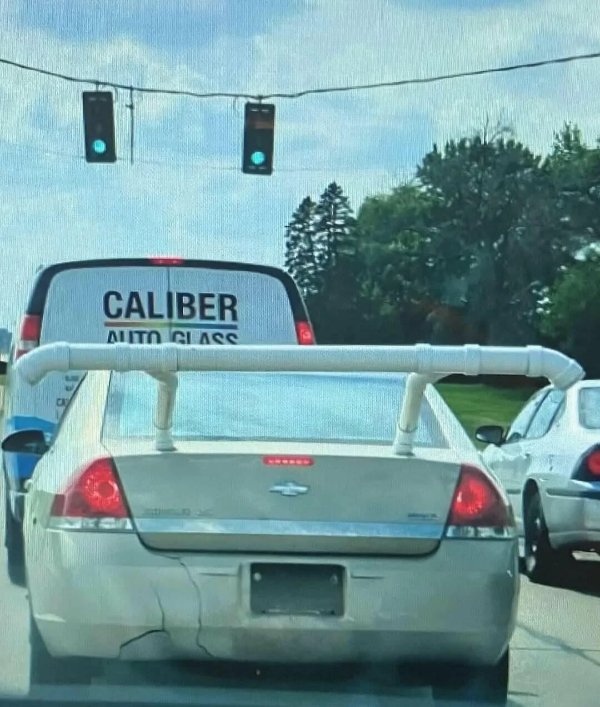 What Is Going On Here? (30 pics)