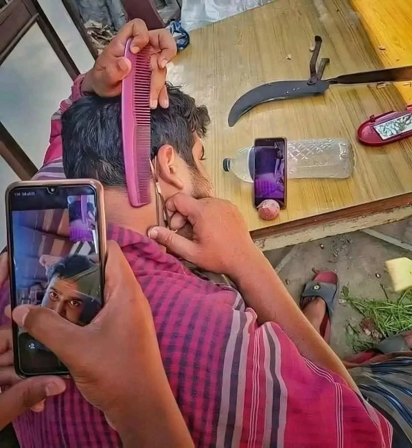 What Is Going On Here? (30 pics)
