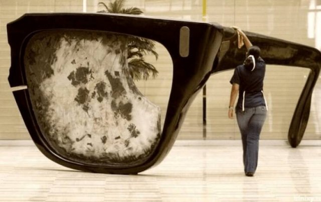 Giant Things (17 pics)