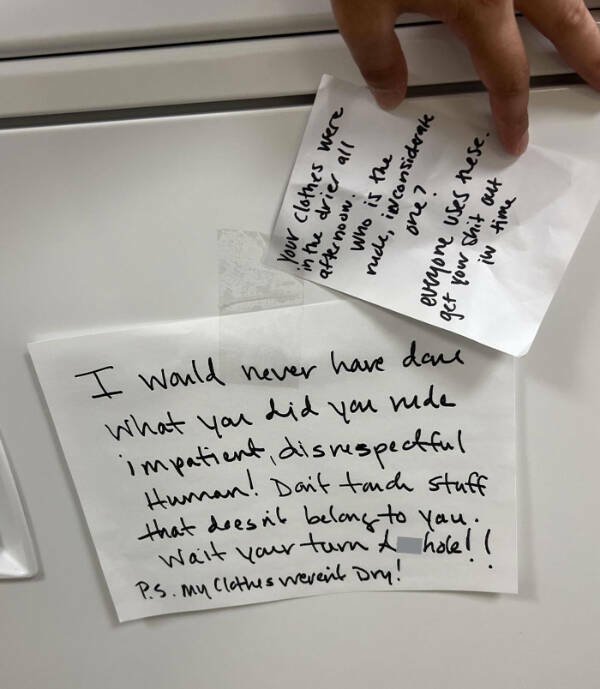 Passive Aggression From Neighbors (27 pics)