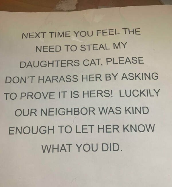 Passive Aggression From Neighbors (27 pics)