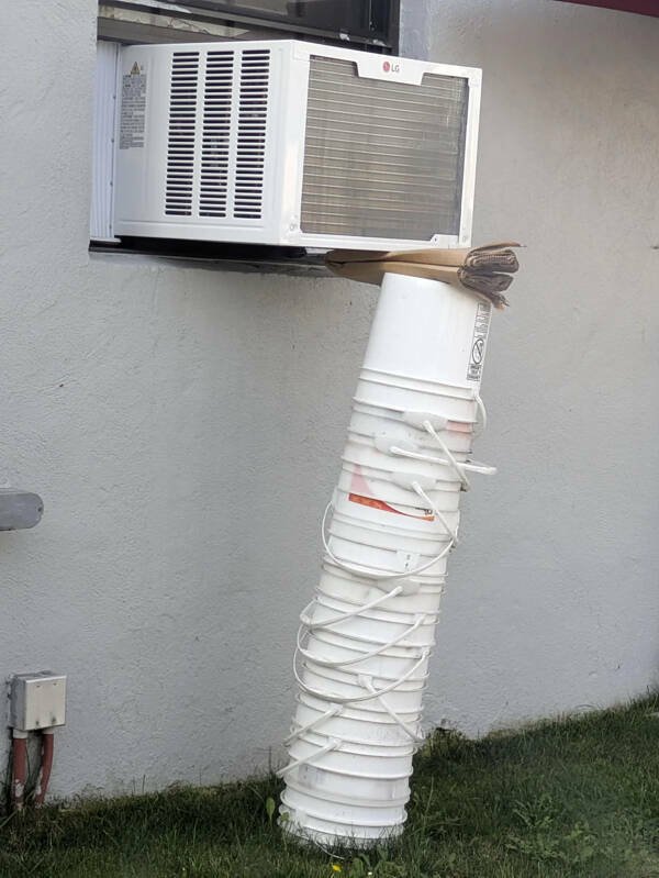 Strange DIY Crafts (24 pics)