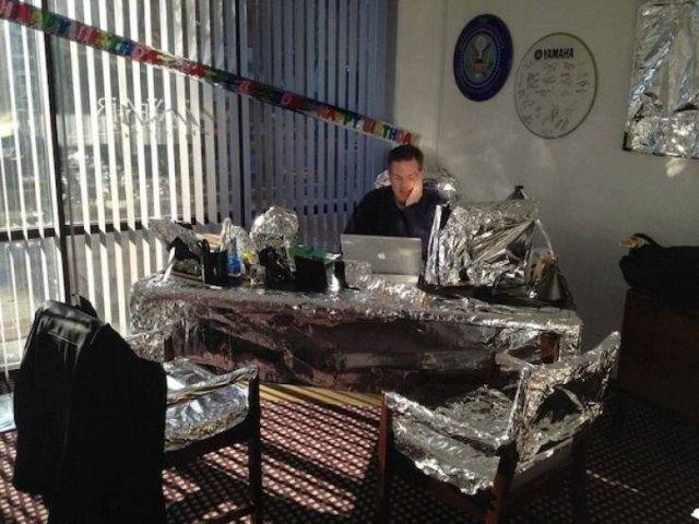 Hilarious Work Photos (20 pics)