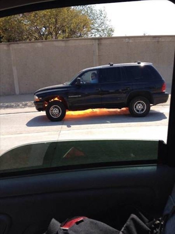 Epic Car Crashes (27 pics)