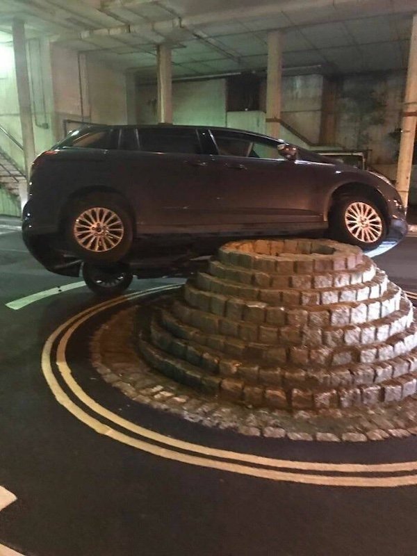 Epic Car Crashes (27 pics)