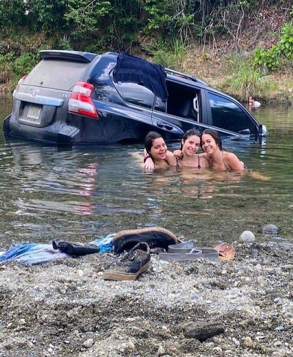 Epic Car Crashes (27 pics)