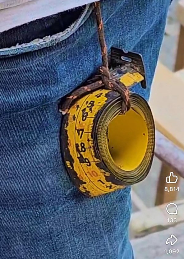 What Is Going On Here? (35 pics)