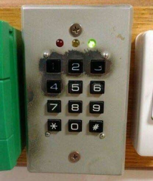 What Is Going On Here? (35 pics)