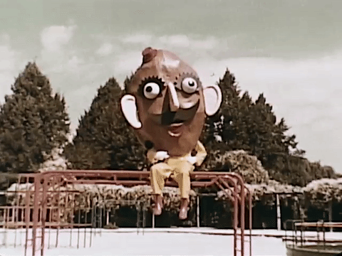Surprising Facts About Potatoes (15 gifs) Surprising Facts About Potatoes (15 gifs)