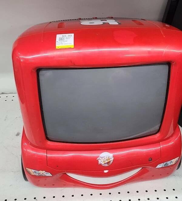 Cool Old School TV's (15 pics)