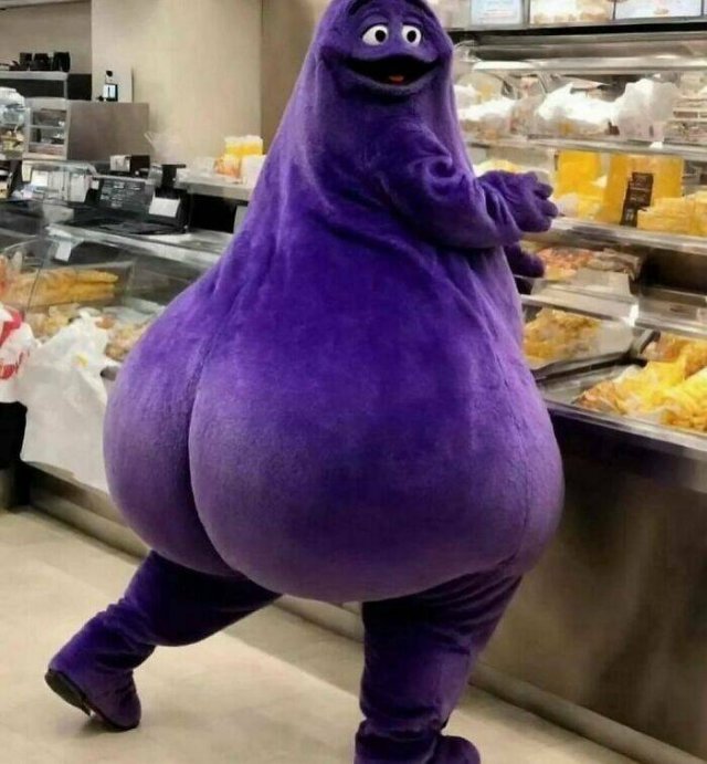 What Is Going On Here? (25 pics)