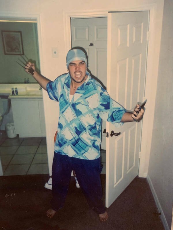 People Share Their Awkward Photos (25 pics)