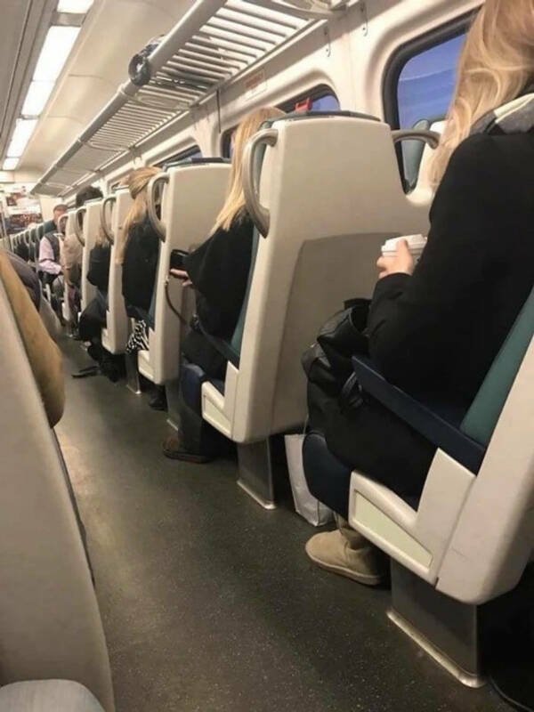 Unexpected Coincidences (23 pics)