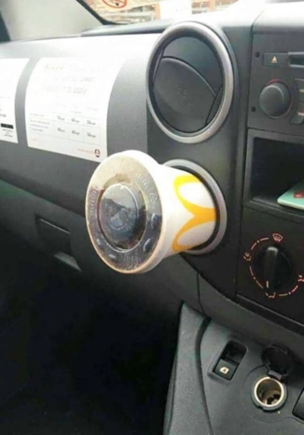 What Is Going On Here? (27 pics)