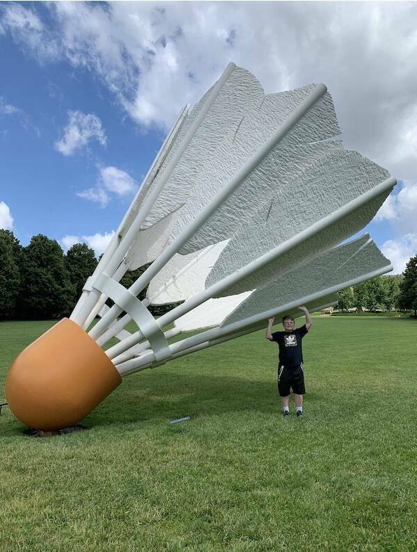 Giant Things (16 pics)