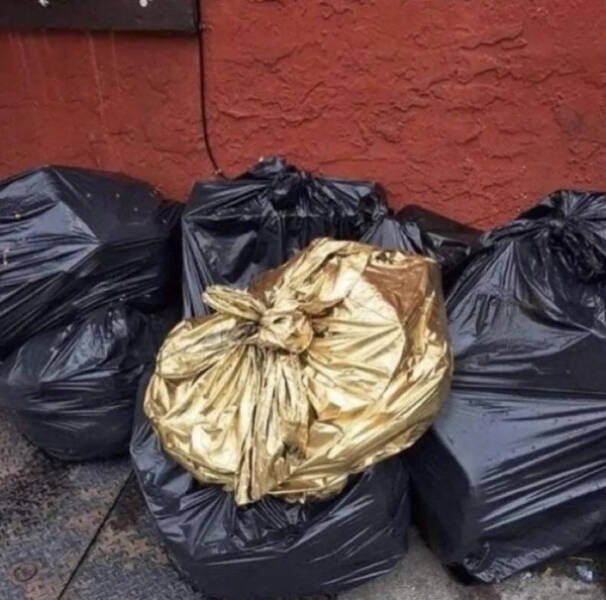 Strange Finds And Situations (25 pics)