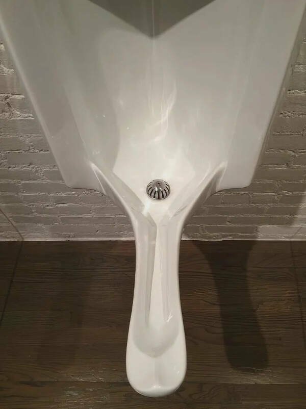 Strange Finds And Situations (25 pics)