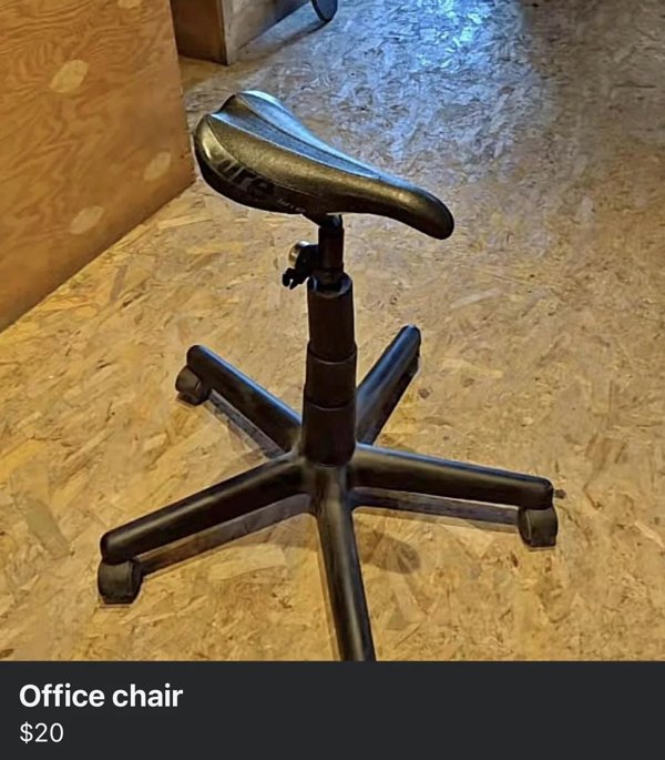 What Is Going On Here? (21 pics)