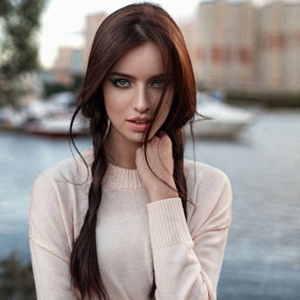 Hot Girls (51 pics)