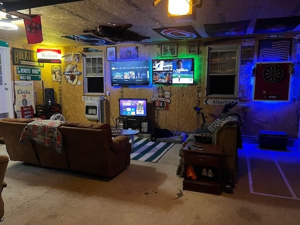 Cool Mens Caves (24 pics)