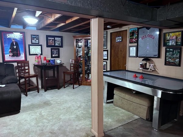 Cool Mens Caves (24 pics)