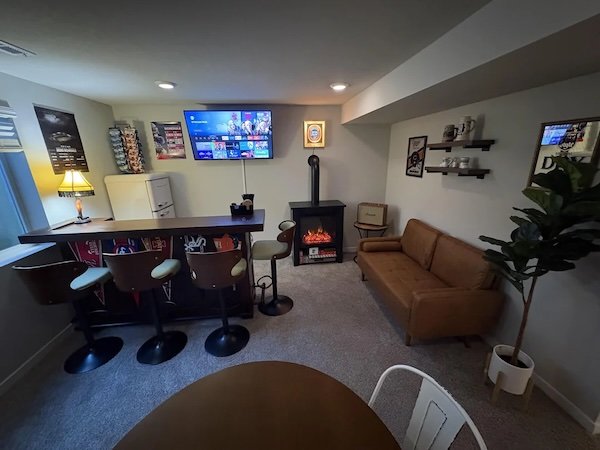Cool Mens Caves (24 pics)