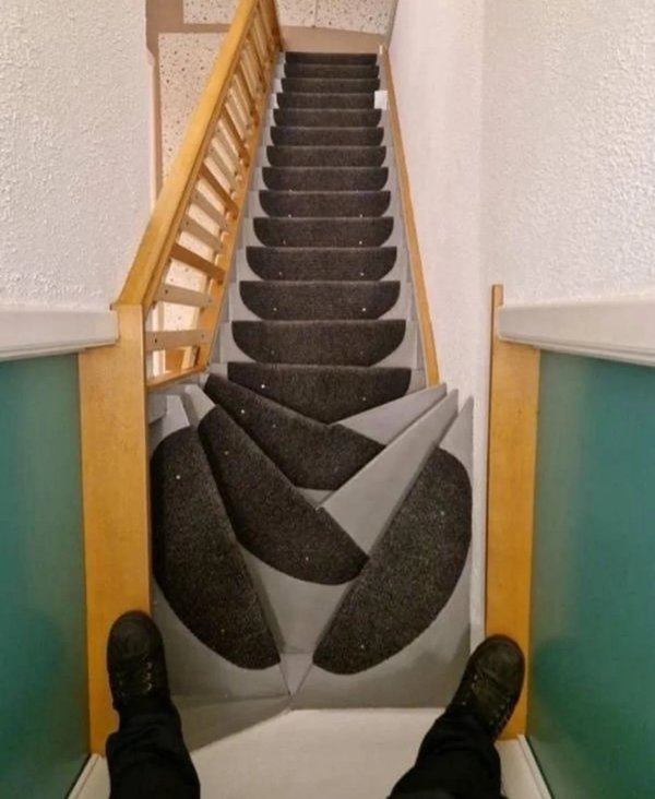Failed Constructions (23 pics)