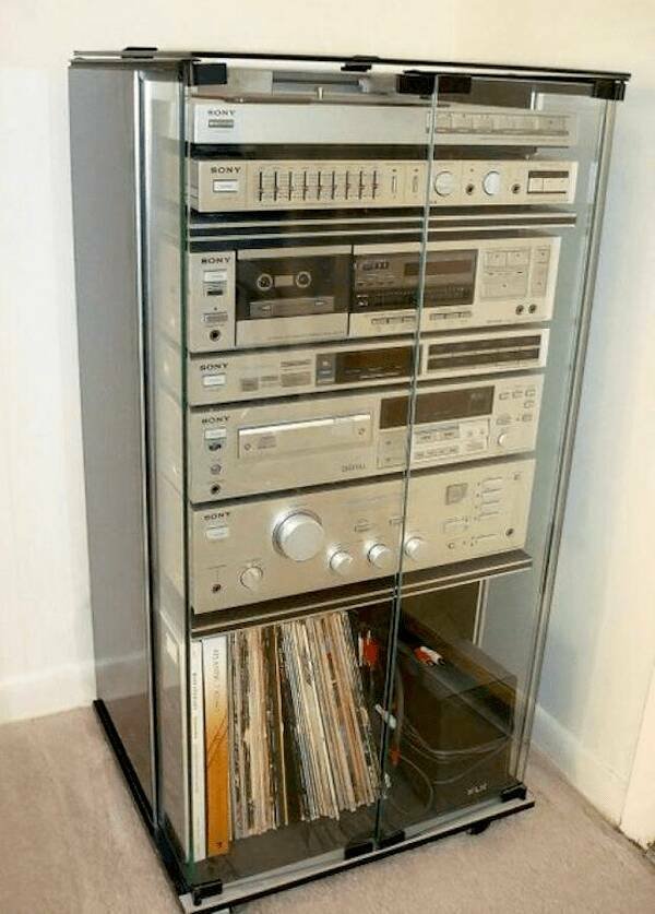 Nostalgic Things From The Past (27 pics)