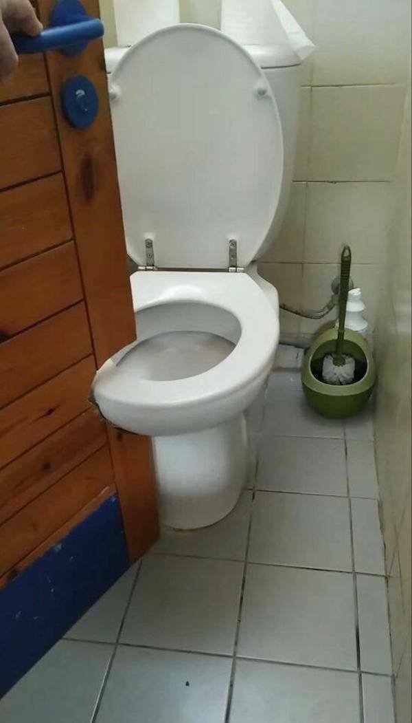Weird Constructions (18 pics)