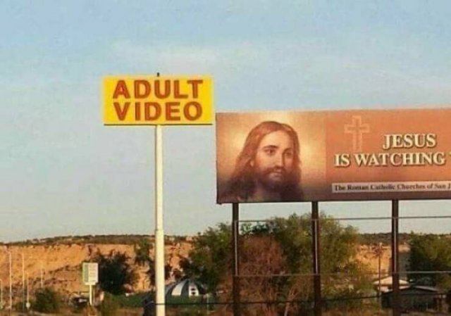 What Is Going On Here? (18 pics)