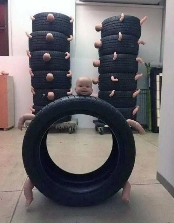 What Is Going On Here? (27 pics)