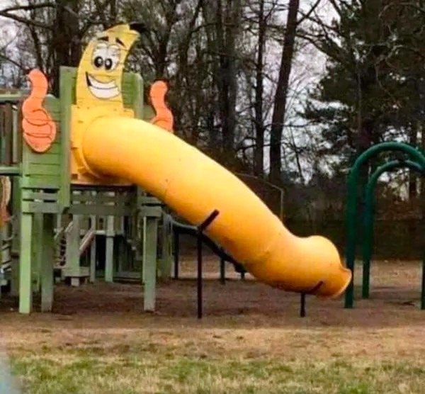 What Is Going On Here? (27 pics)