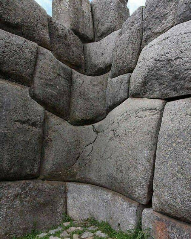 Incredible Archaeological Finds (24 pics)