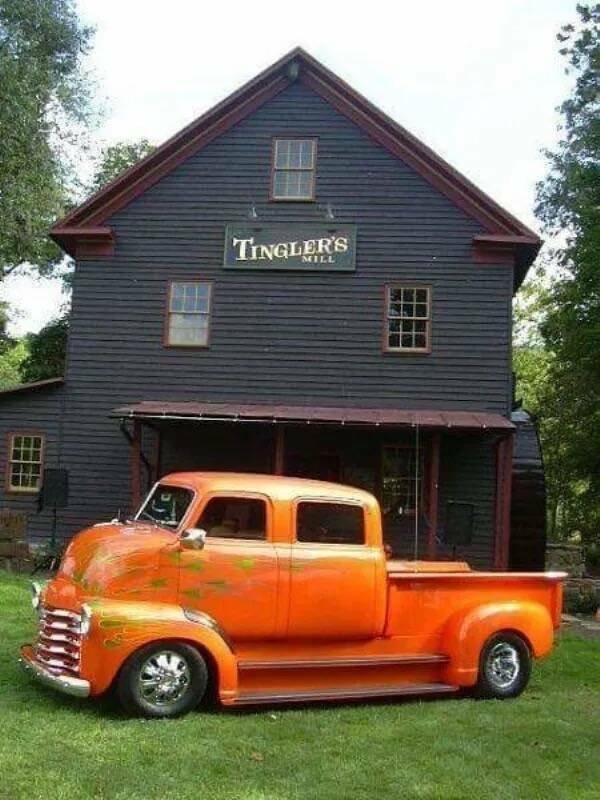 Crazy Trucks (16 pics)