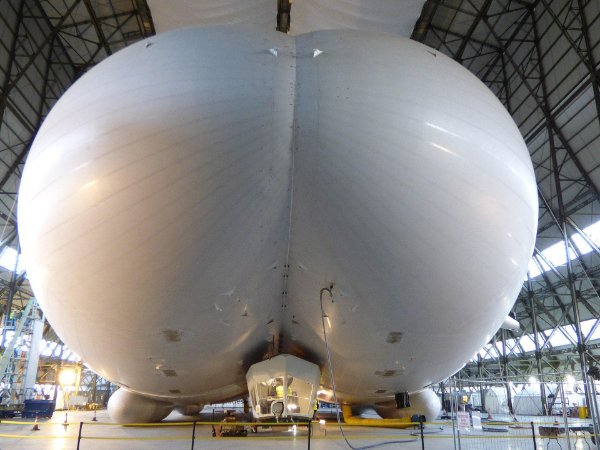 What Is Going On Here? (39 pics)