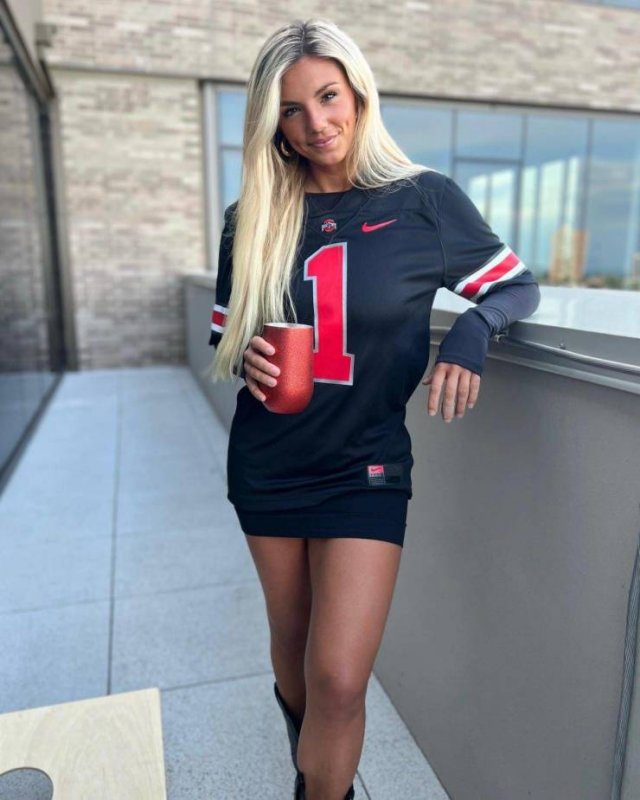 Slim Girls (49 pics)