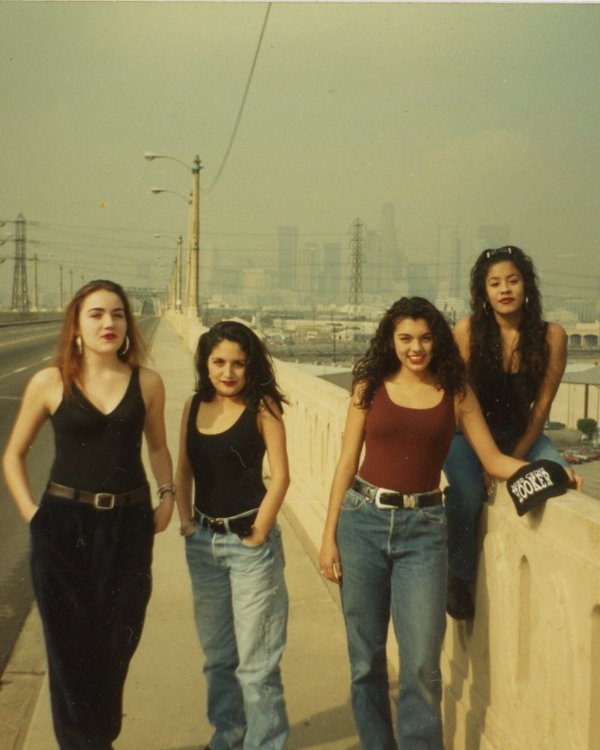 People Share Their Cool Photos From The Past (24 pics)