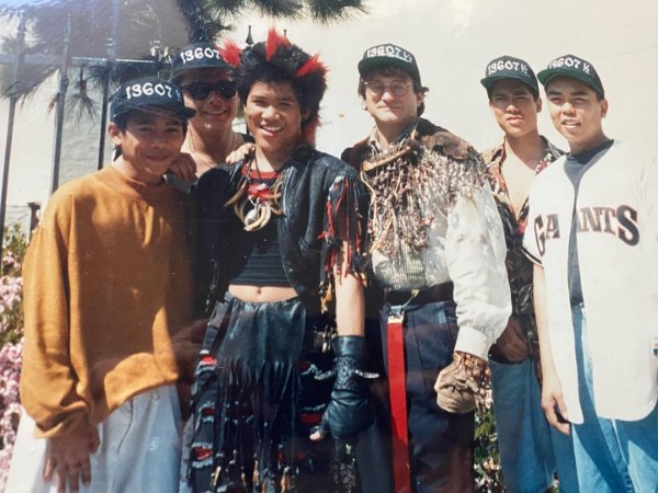 People Share Their Cool Photos From The Past (24 pics)
