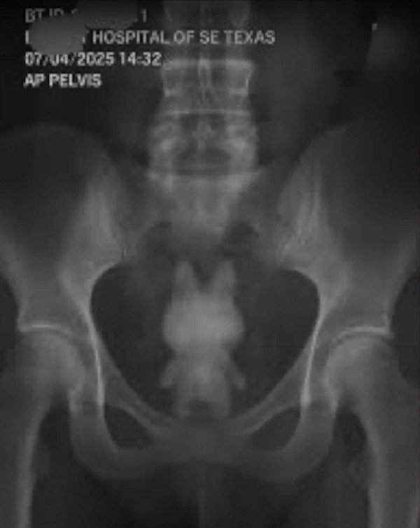 What Is Going On Here? (42 pics)