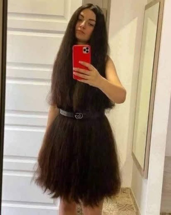What Is Going On Here? (42 pics)