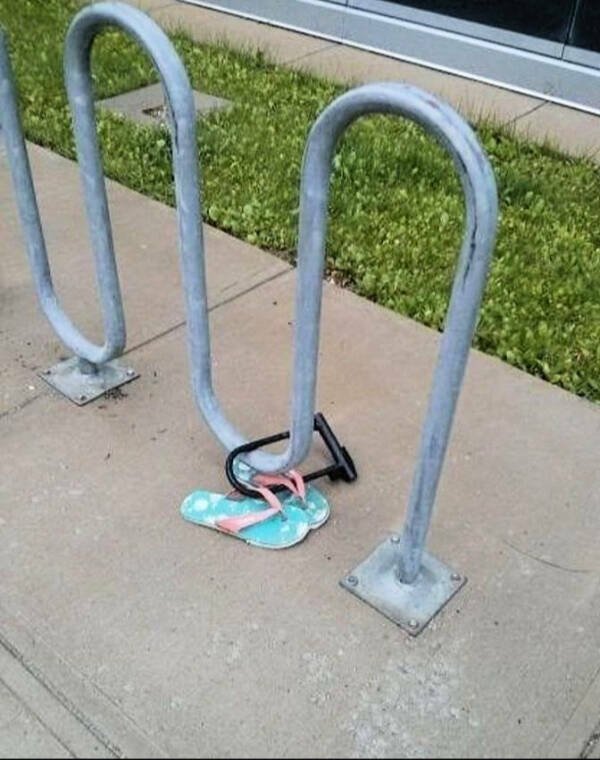 This Is Really Weird (20 pics)