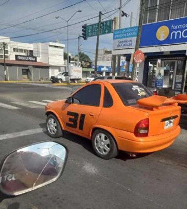 This Is Really Weird (20 pics)