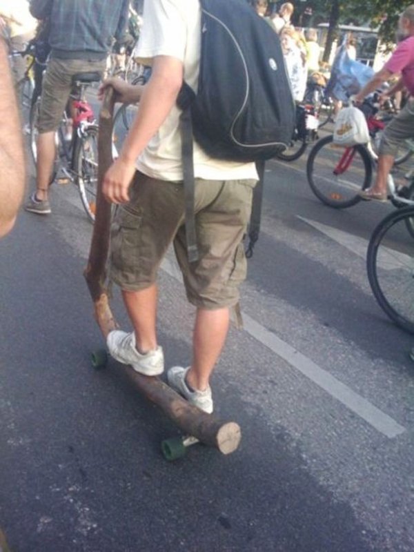 Strange Photos From Around The World (27 pics)