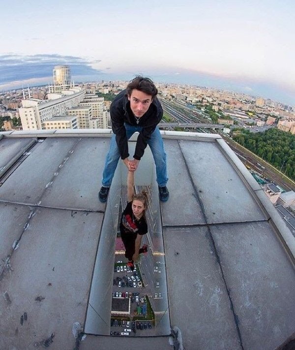 Strange Photos From Around The World (27 pics)