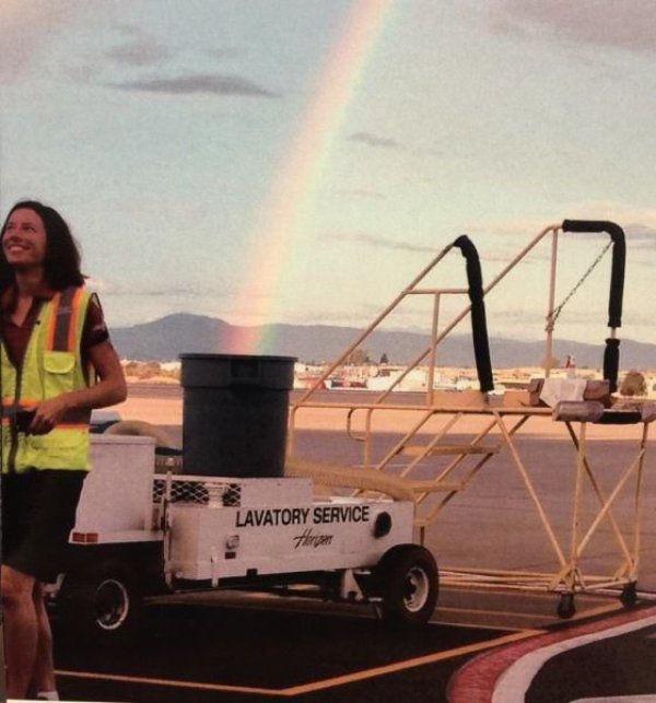 Strange Photos From Around The World (27 pics)